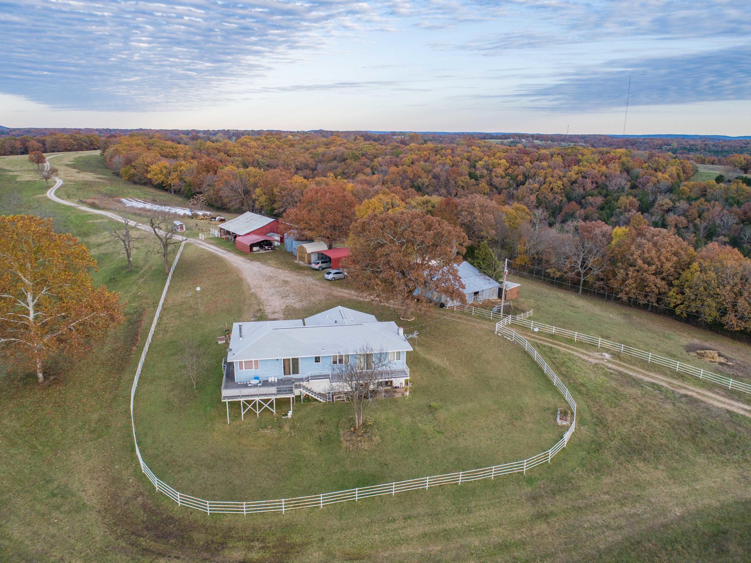 Forsyth, Taney County, MO Farms and Ranches, House for sale Property ID
