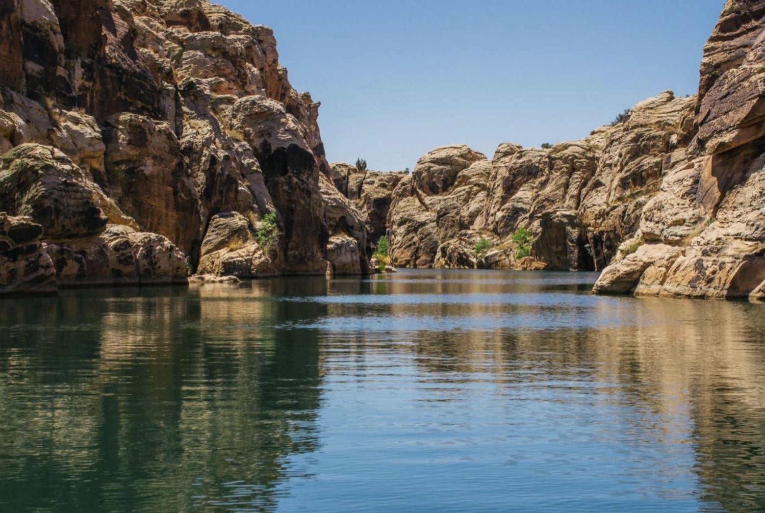 Winslow, Navajo County, AZ Recreational Property, Riverfront Property, Waterfront Property for