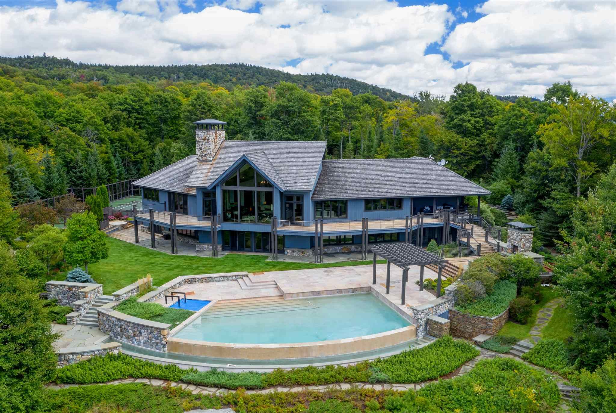 Stowe, Lamoille County, VT House for sale Property ID 339123252