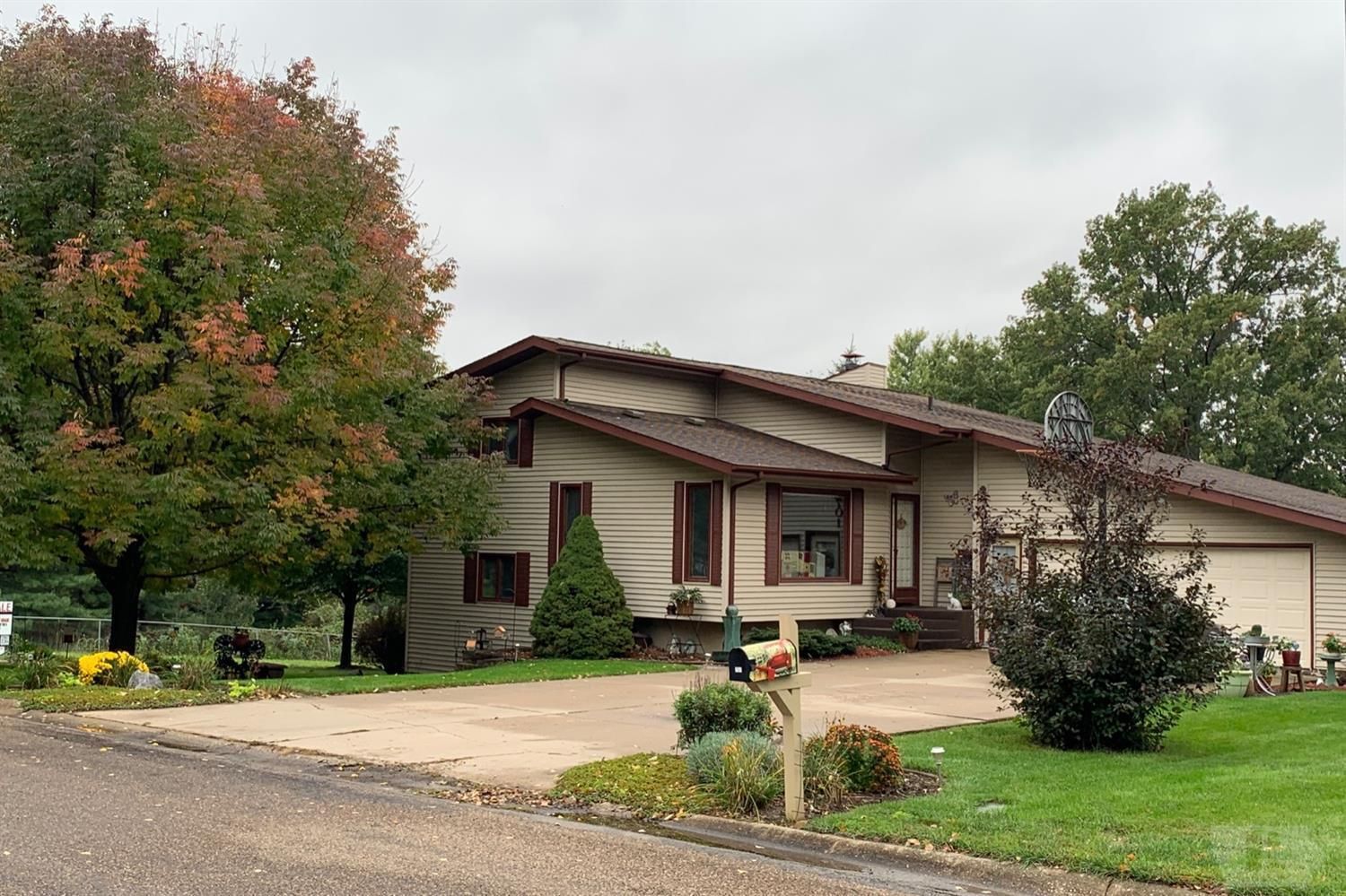 Oskaloosa, Mahaska County, IA House for sale Property ID 337159282