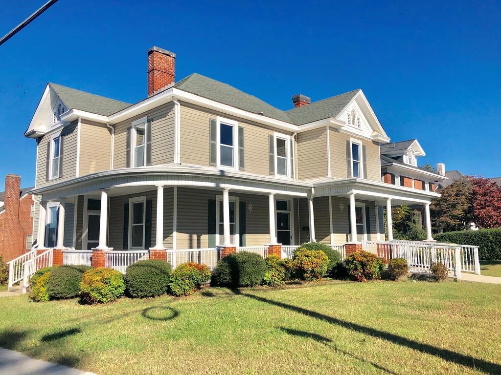 Martinsville, Henry County, VA House for sale Property ID 336596507