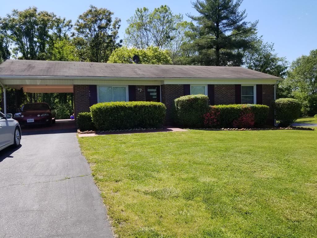 Martinsville, Henry County, VA House for sale Property ID 337767684