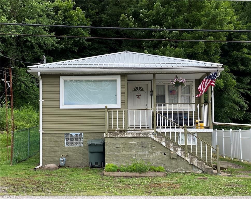 Colliers, Brooke County, WV House for sale Property ID 338415539