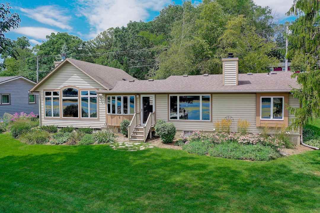 Lake Mills, Jefferson County, WI Lakefront Property, Waterfront