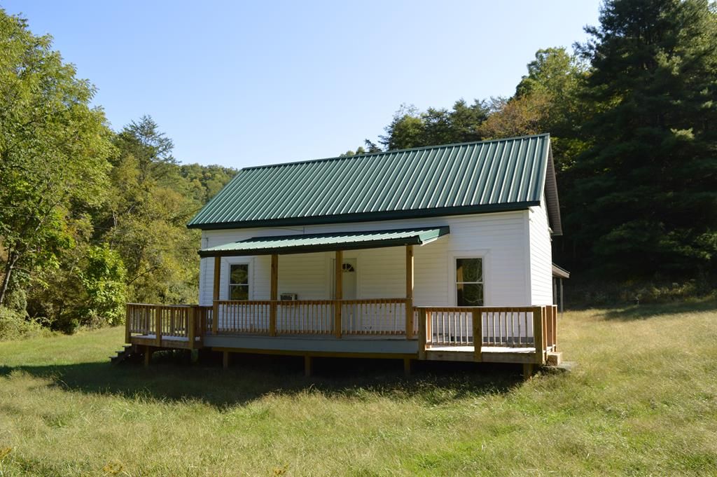 Jacksonburg, Tyler County, WV House for sale Property ID 339295836