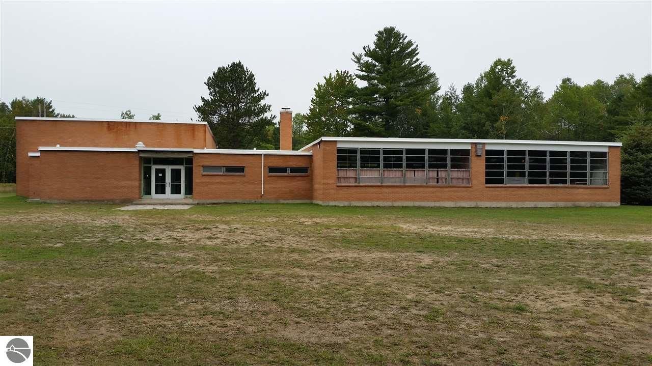 Trout Lake, Chippewa County, MI House for sale Property ID 339307501