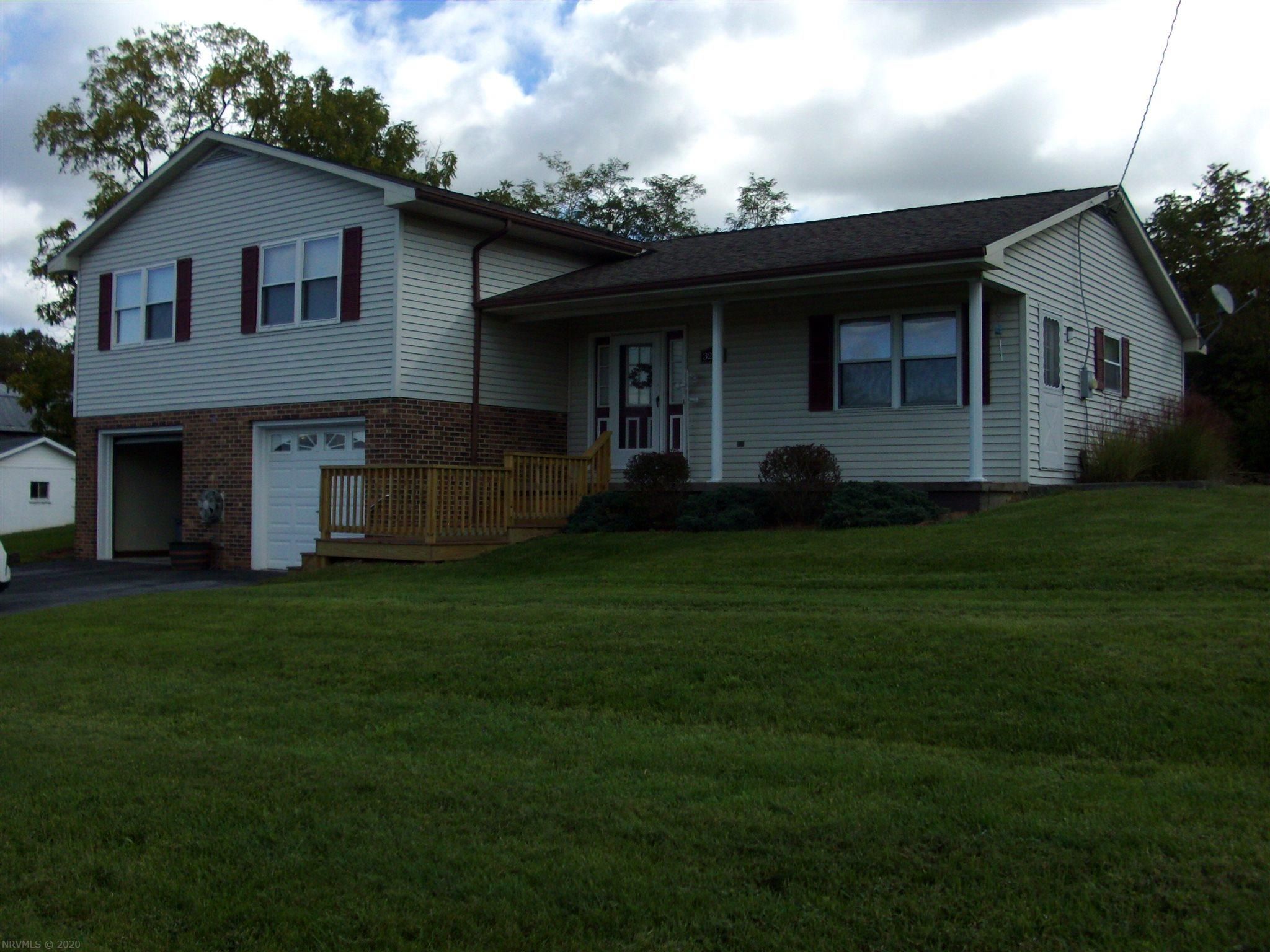 Peterstown, Monroe County, WV House for sale Property ID 339331538
