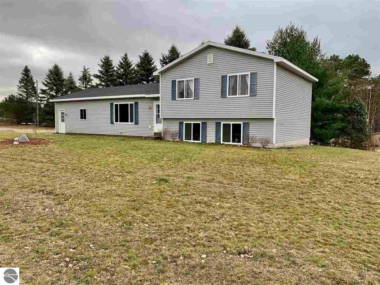 Traverse City, Grand Traverse County, MI House for sale Property ID