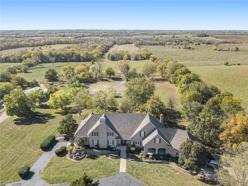 Louisburg, Miami County, KS House for sale Property ID 408780863