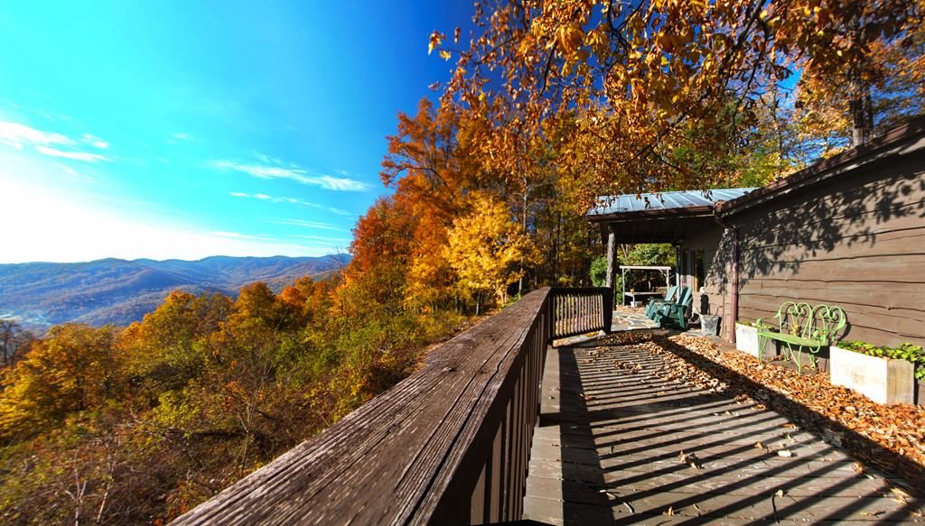 Burnsville, Yancey County, NC House for sale Property ID 408800692