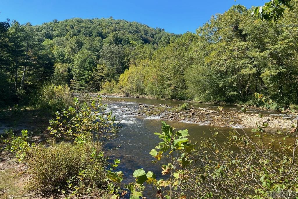 Highlands, Macon County, NC Undeveloped Land, Lakefront Property