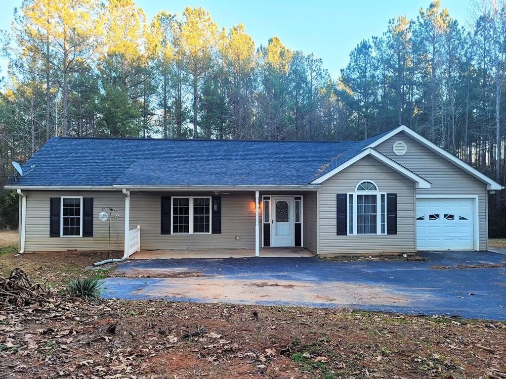 Cross Hill, Laurens County, SC House for sale Property ID 409242436