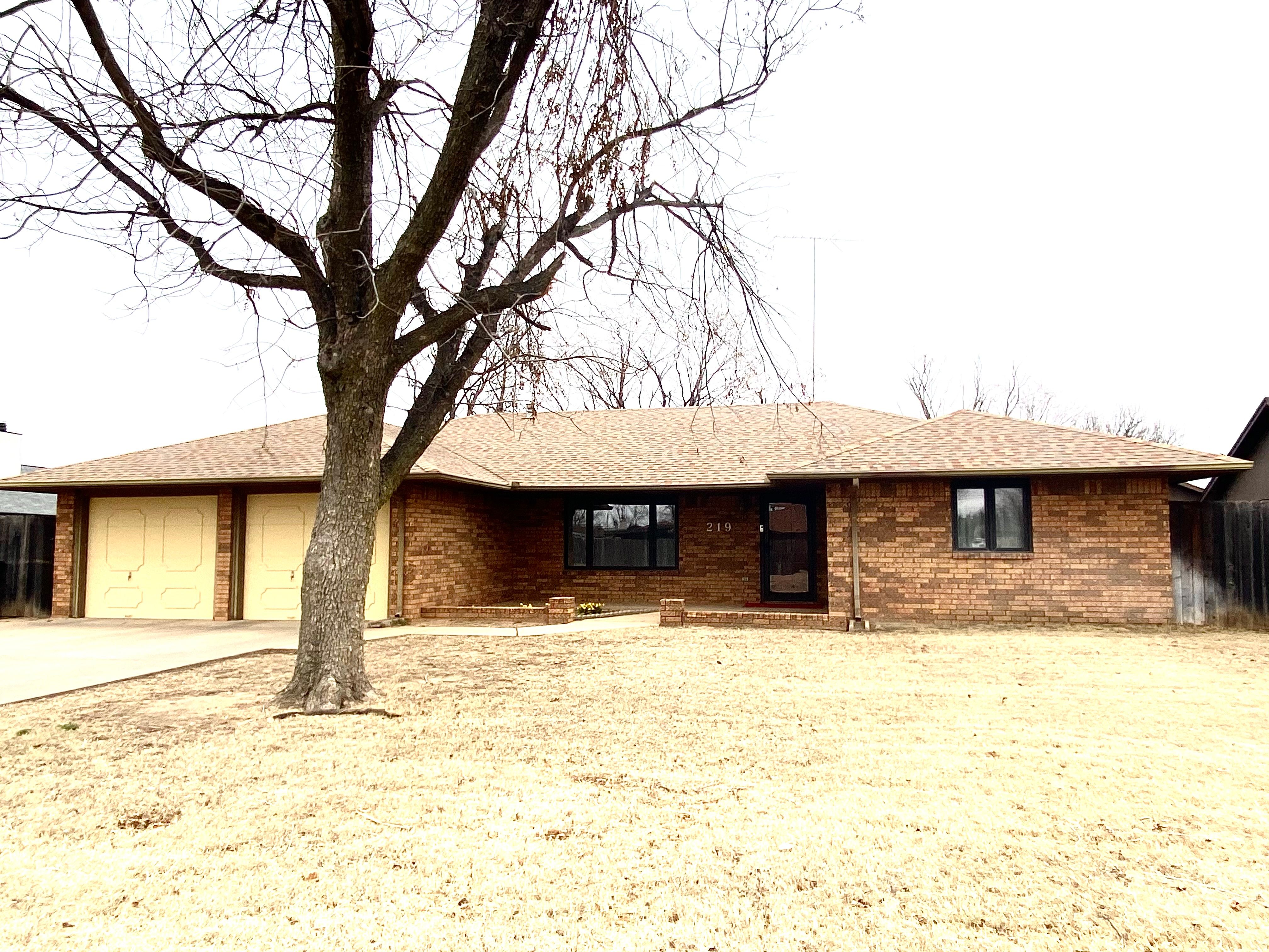 219 Rosanne Street, Enid, OK 737031417 MLS 20210326 LandWatch