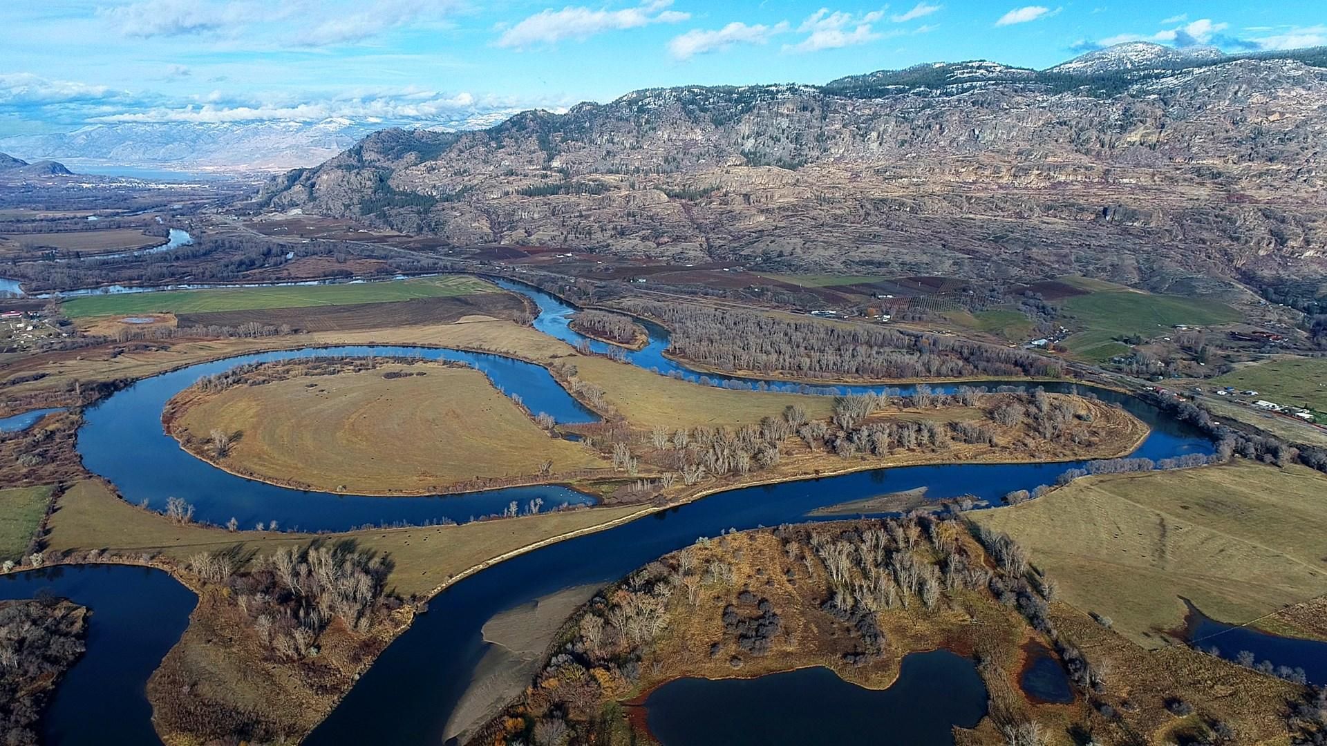 Oroville, Okanogan County, WA Farms and Ranches, Riverfront Property