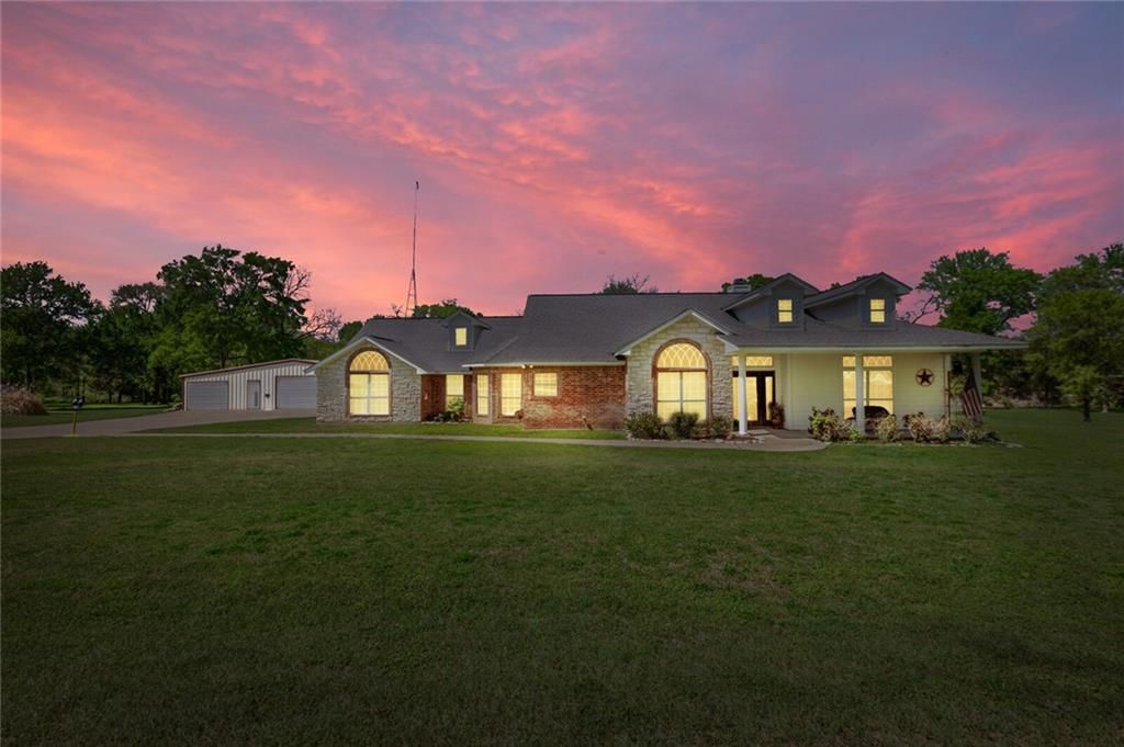 China Spring, McLennan County, TX Lakefront Property, Waterfront