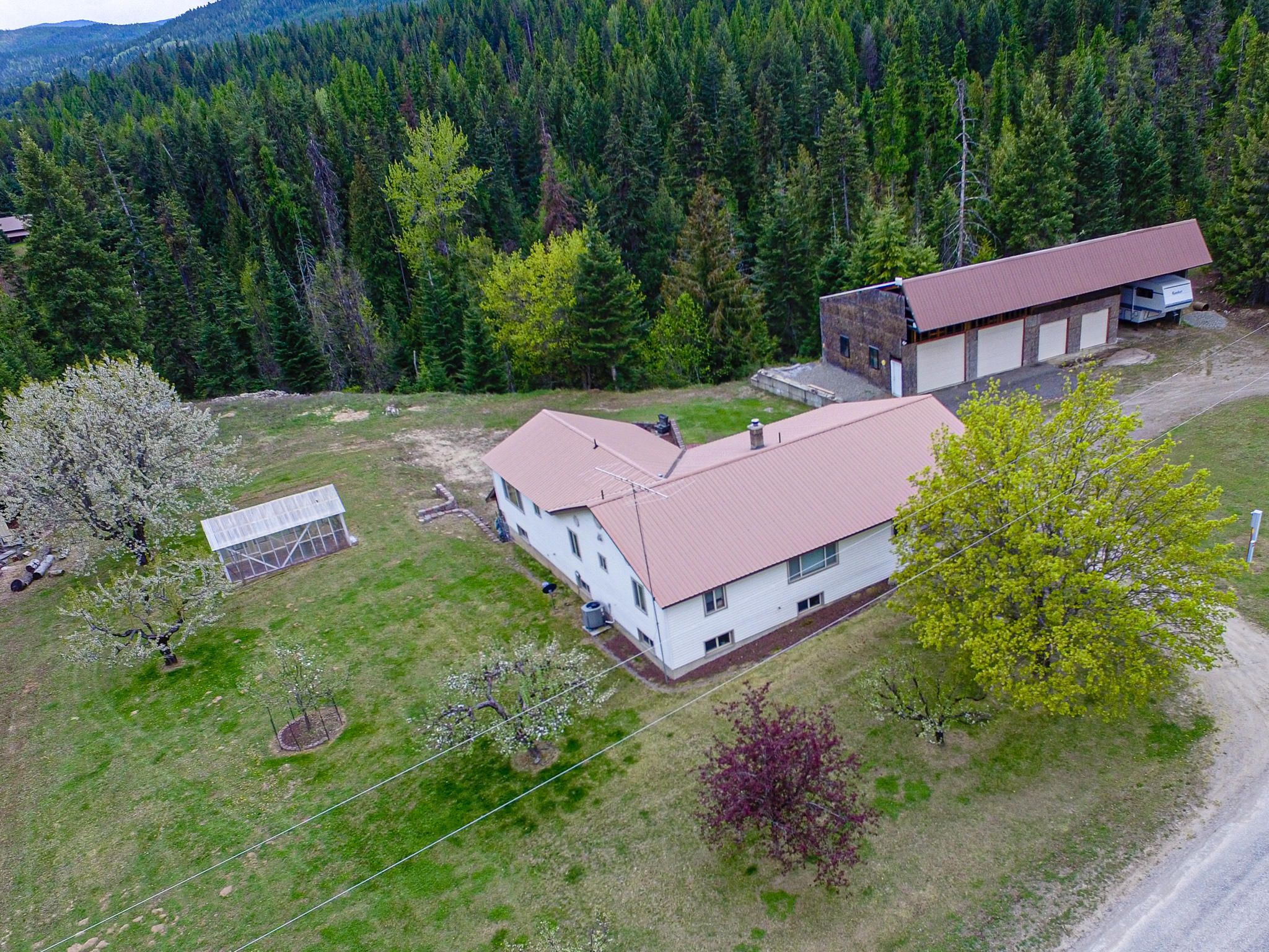 Ione, Pend Oreille County, WA Lakefront Property, Waterfront Property