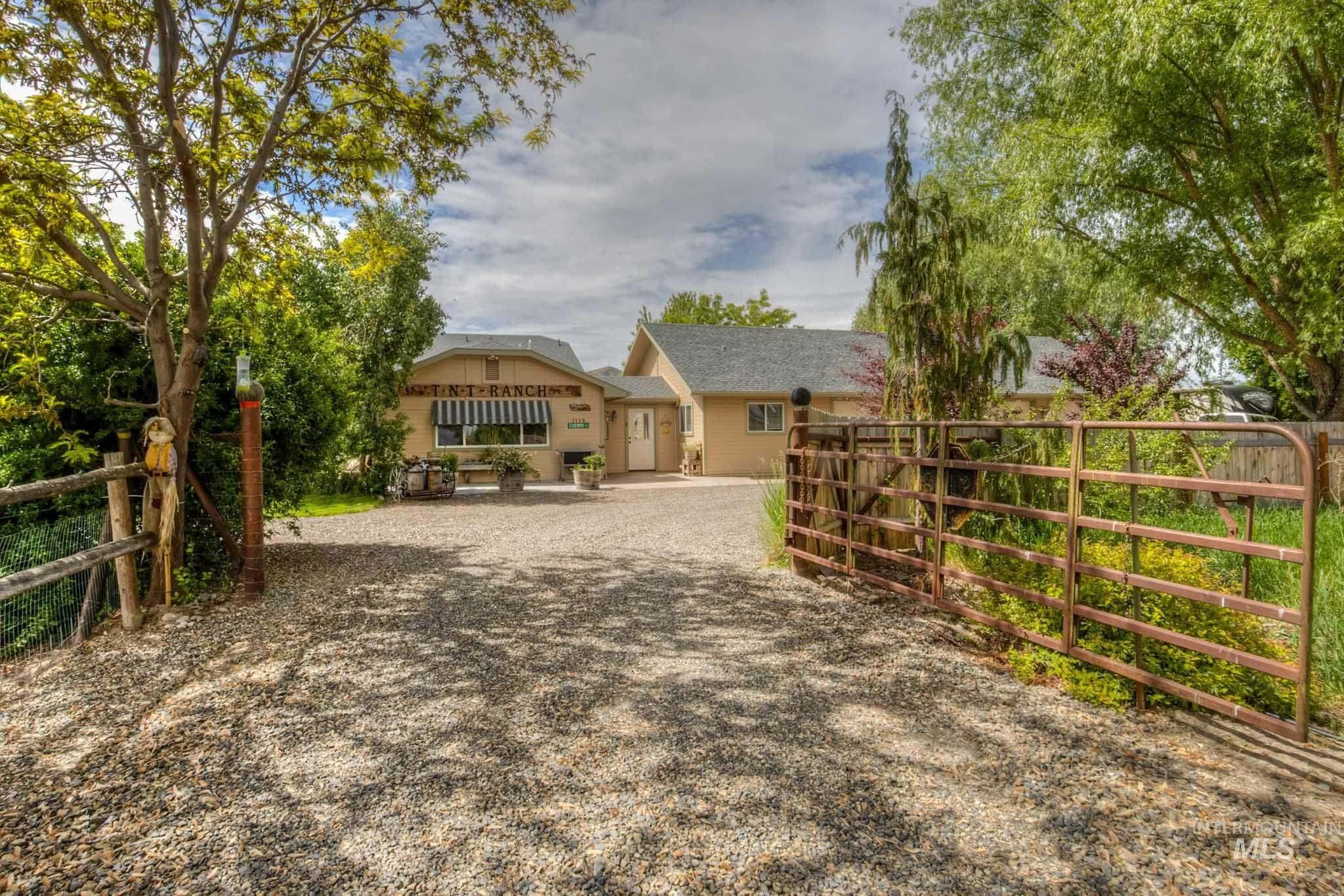 Emmett, Gem County, ID Farms and Ranches, House for sale Property ID