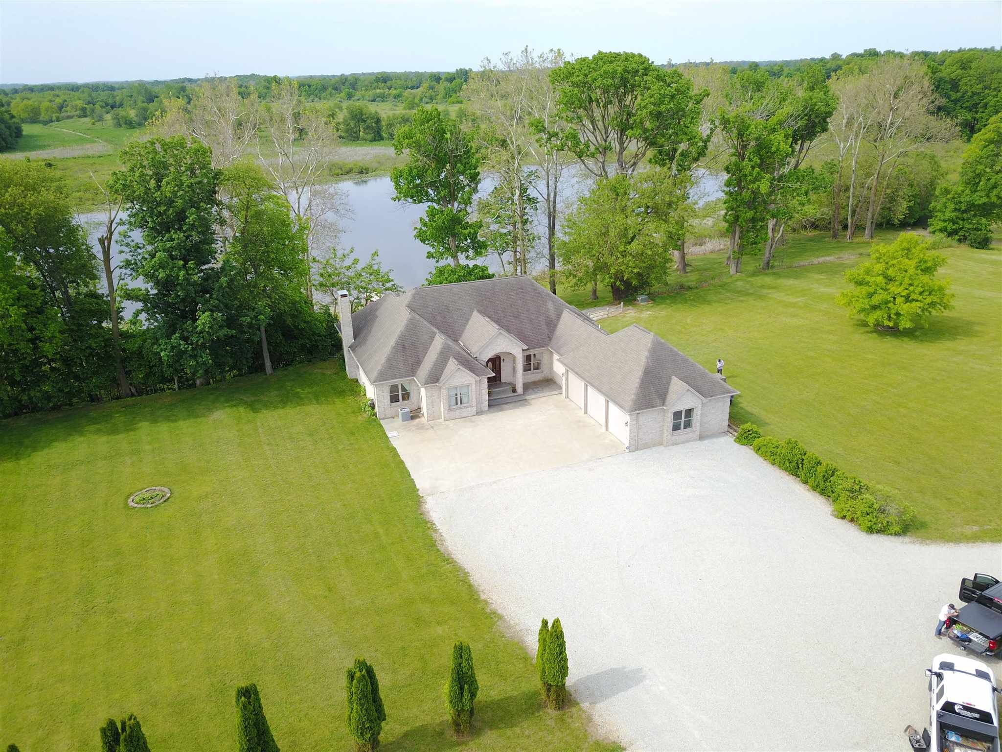 Akron, Fulton County, IN Lakefront Property, Waterfront Property, House