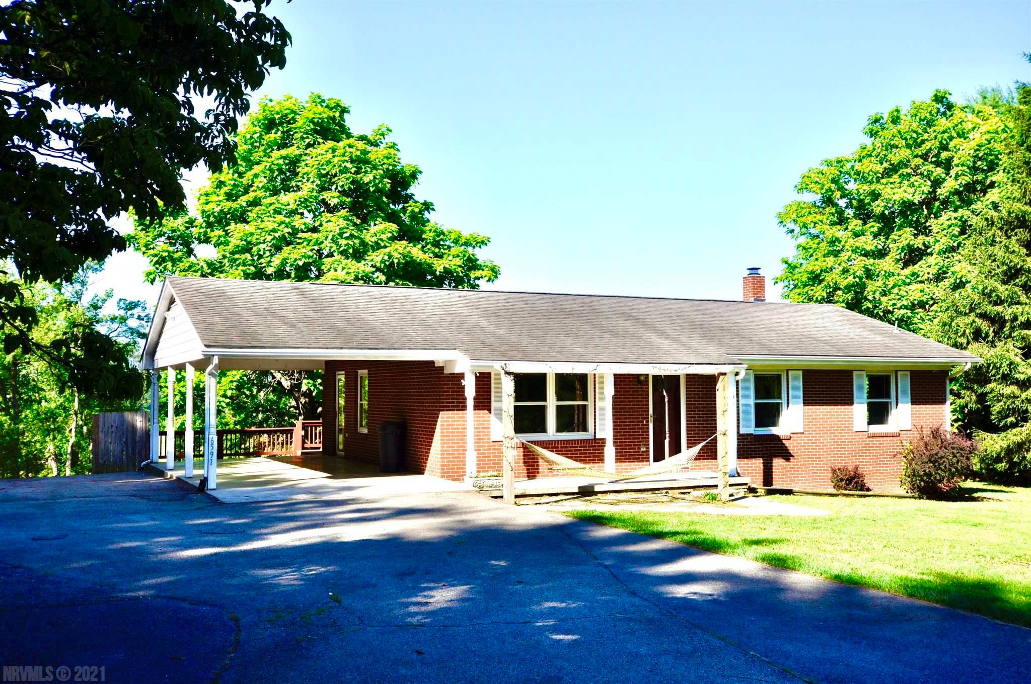 Fairlawn, Pulaski County, VA Farms and Ranches, House for sale Property