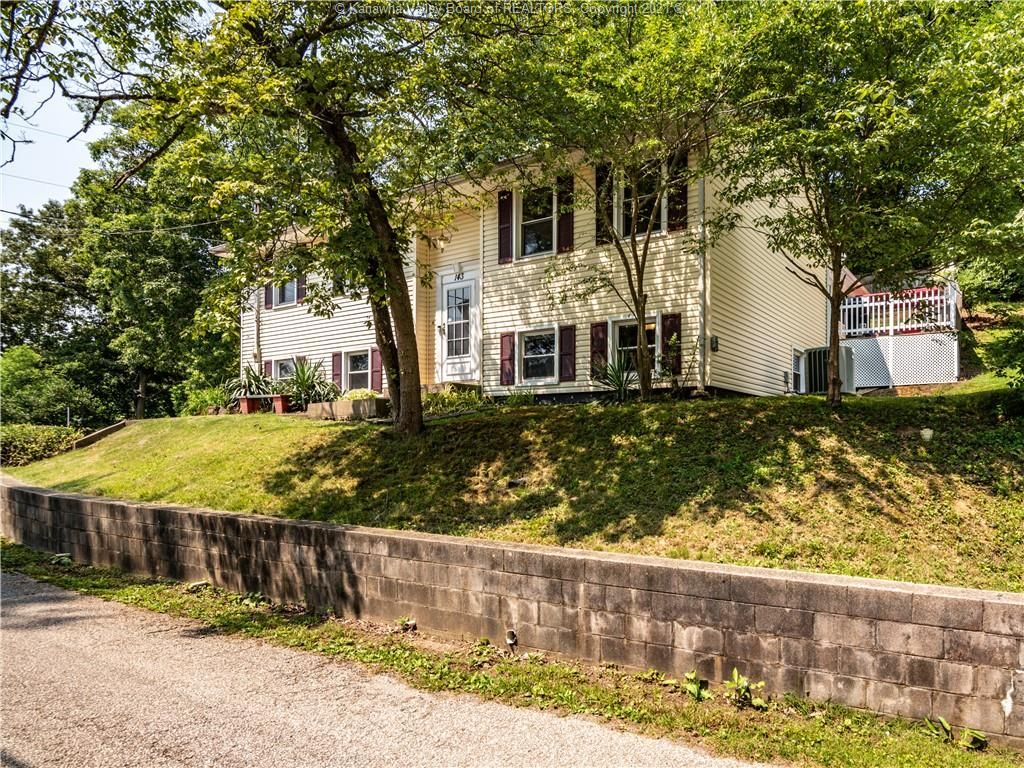 Chapmanville, Logan County, WV House for sale Property ID 410877697