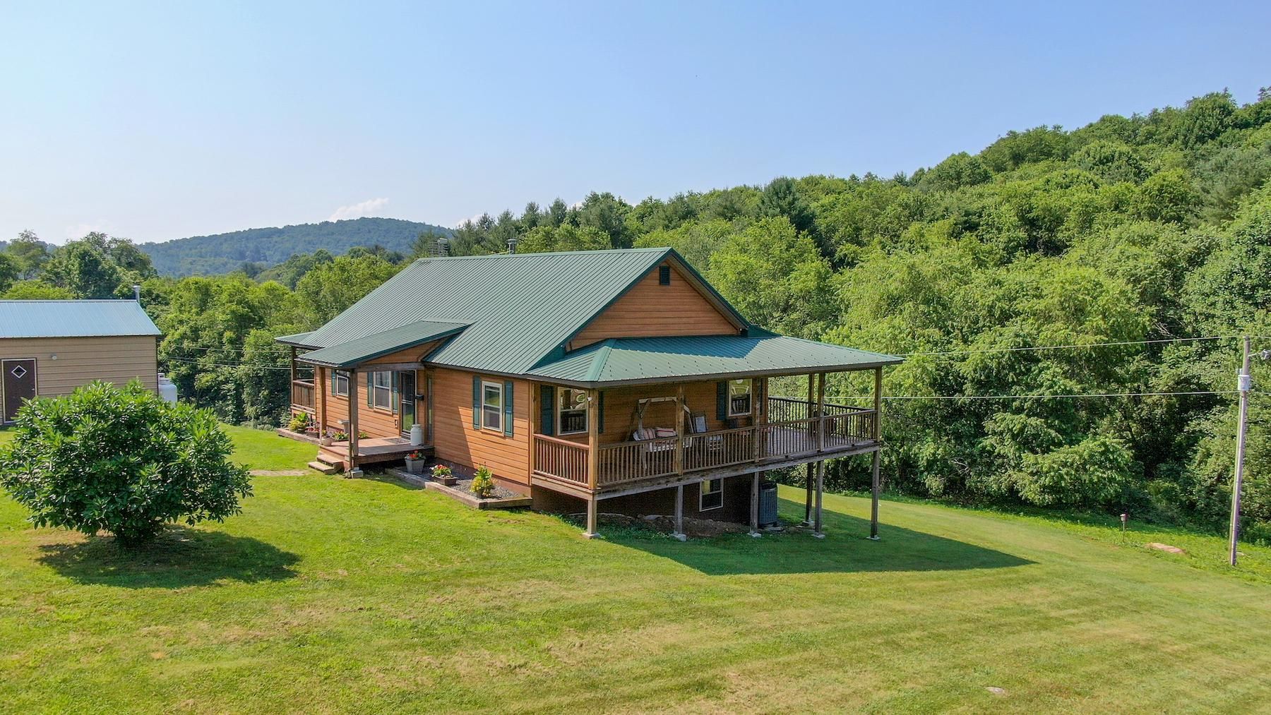 Fries, Grayson County, VA Farms and Ranches, Horse Property, House for