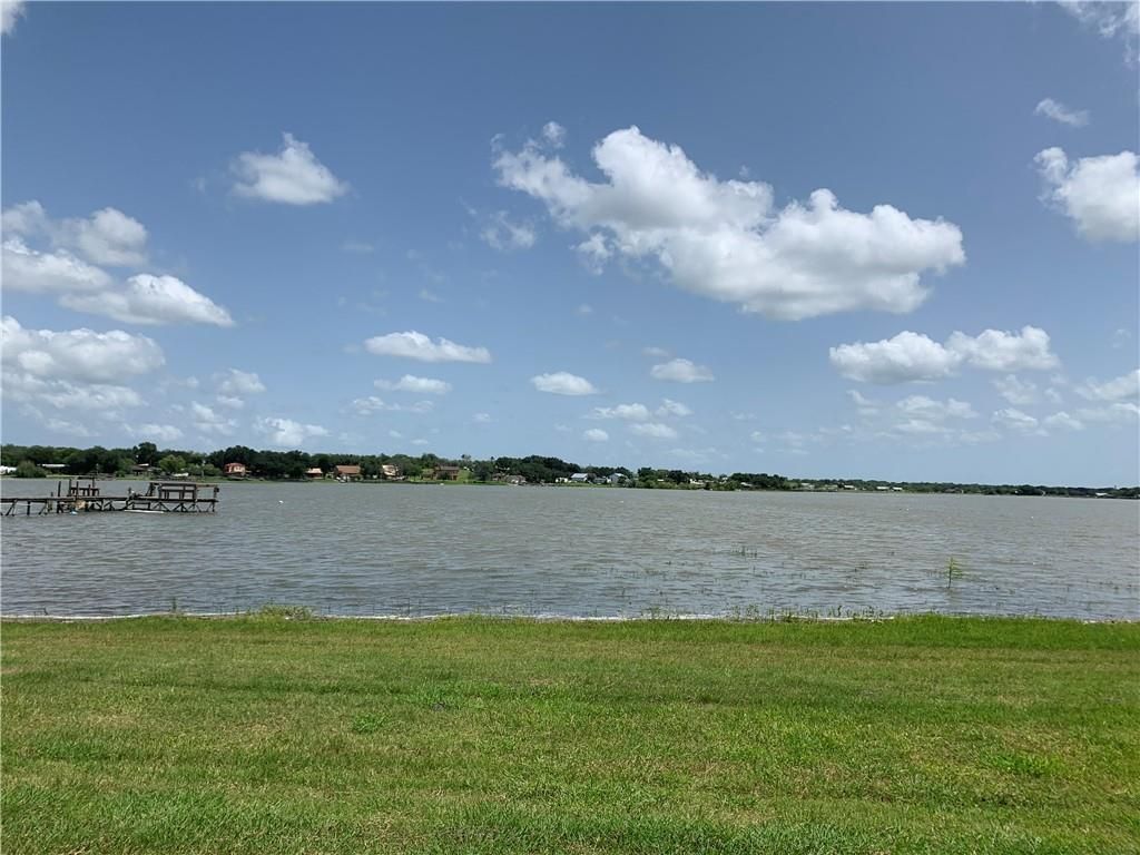 Mathis, San Patricio County, TX Undeveloped Land, Lakefront Property, Waterfront Property