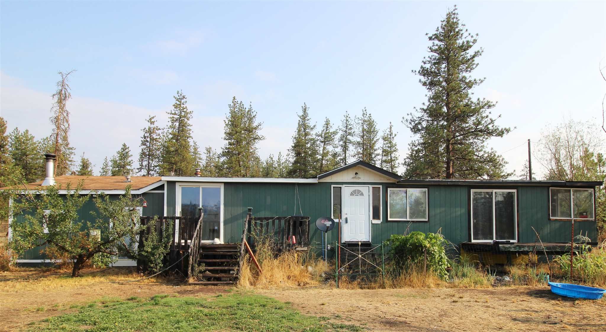 Ford, Stevens County, WA Lakefront Property, Waterfront Property, House