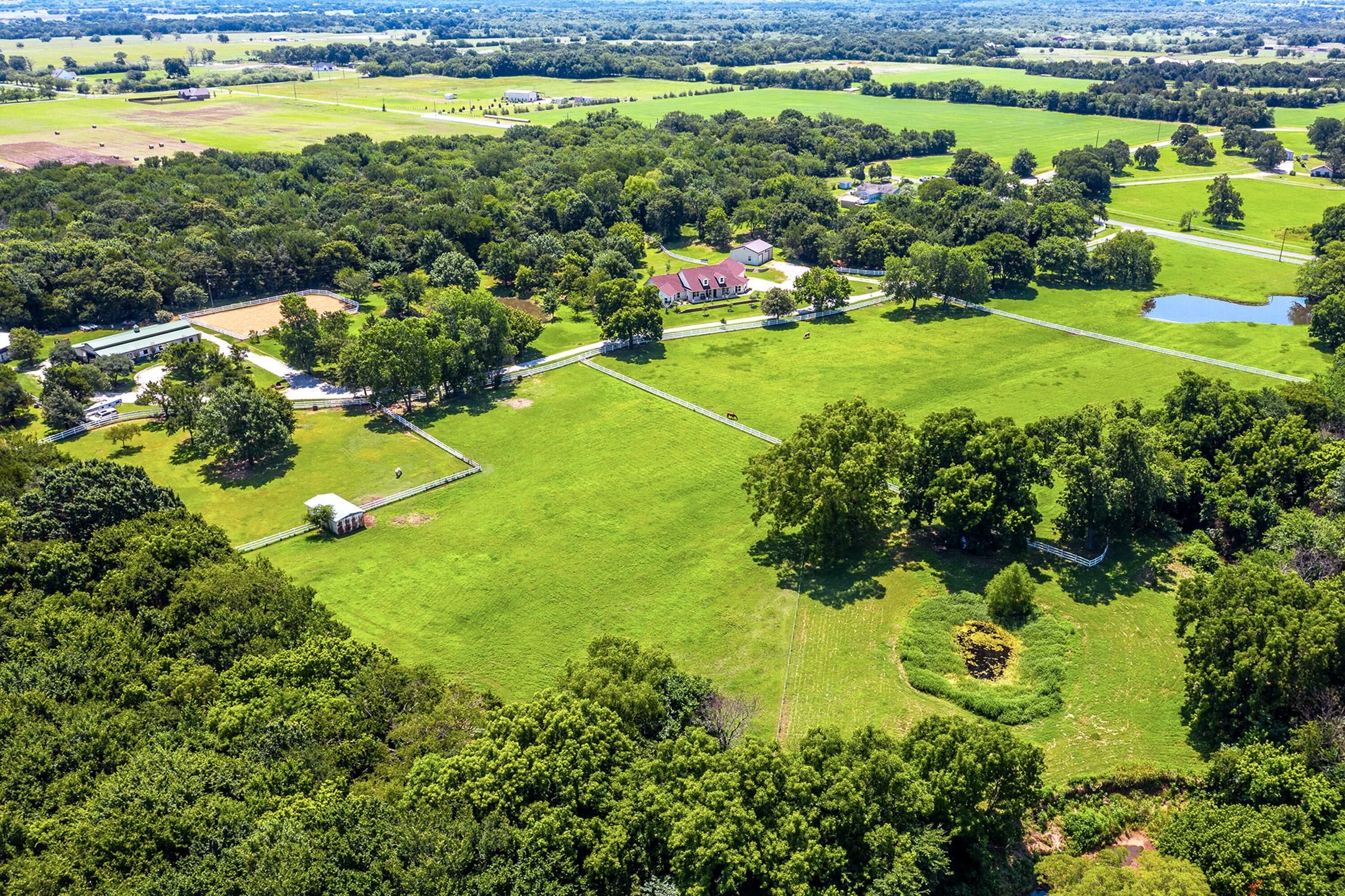 Collinsville, Grayson County, TX Recreational Property, Horse Property