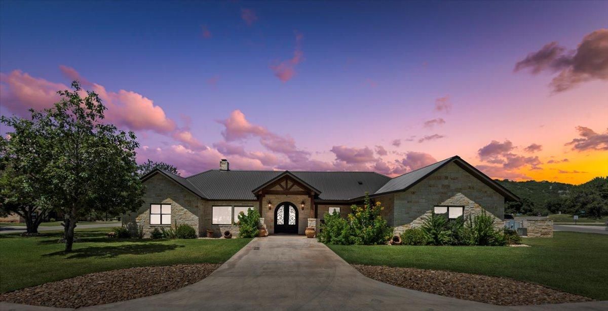 Concan, Uvalde County, TX Recreational Property, House for sale