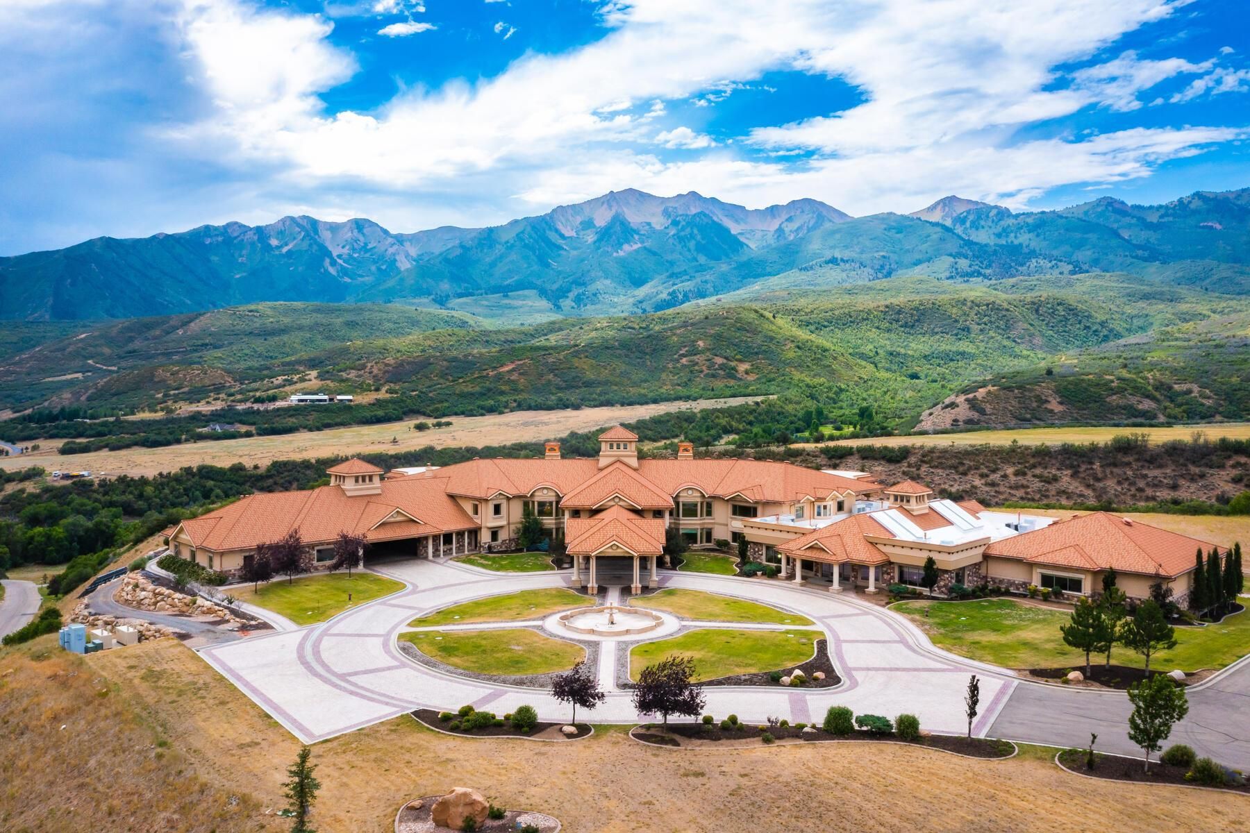 8272-left-fork-hobble-creek-canyon-springville-ut-84663-mls