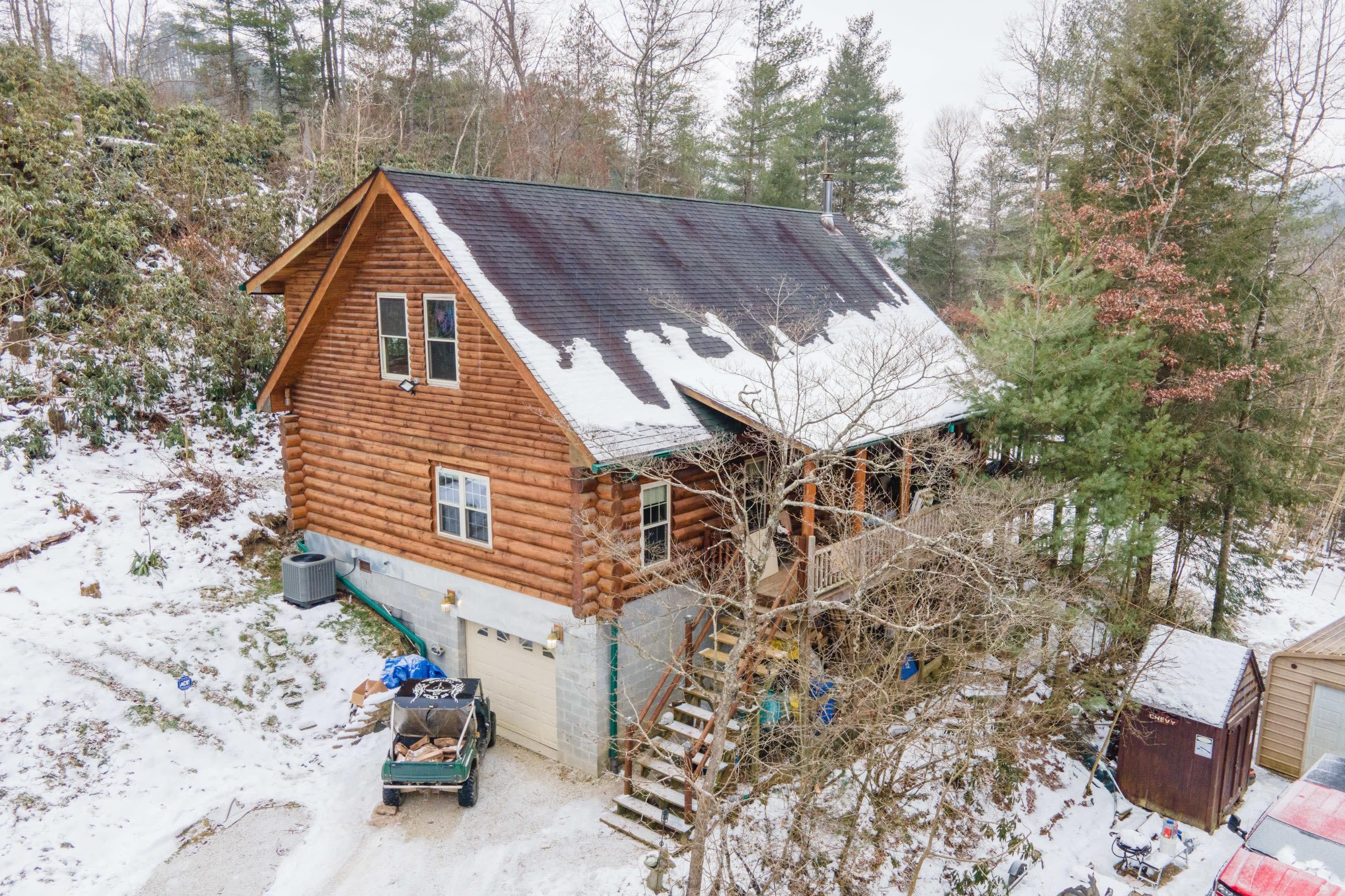 Zoe, Lee County, KY Recreational Property, Commercial Property, House