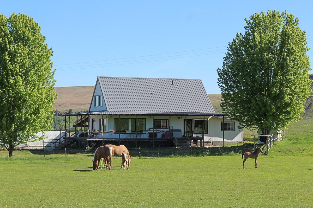 Lostine, Wallowa County, OR Farms and Ranches, Horse Property, House