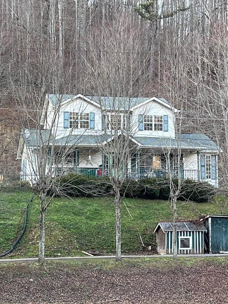 Yeaddiss, Leslie County, KY House for sale Property ID 412340401