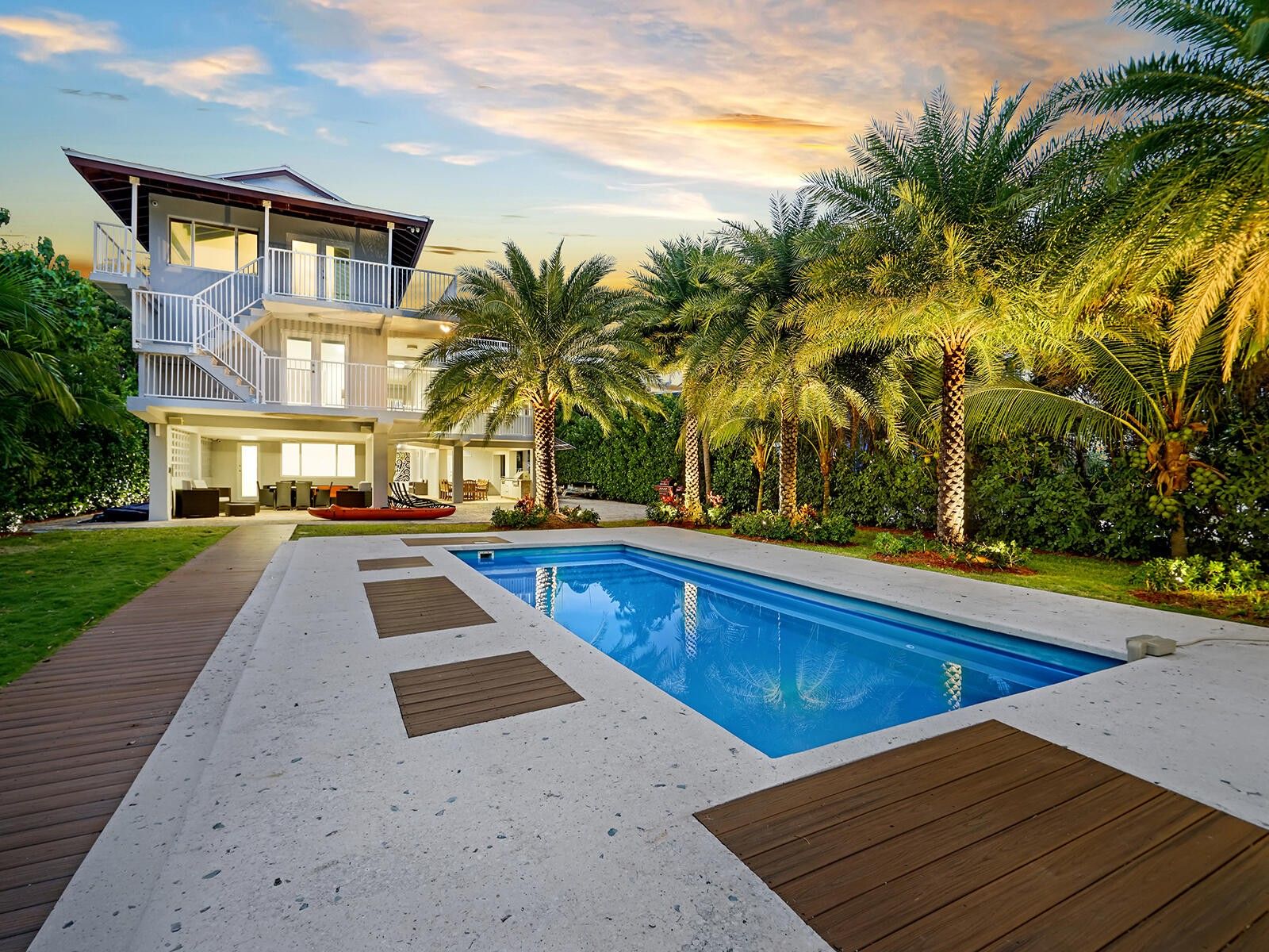 Key Largo, Monroe County, FL Lakefront Property, Waterfront Property