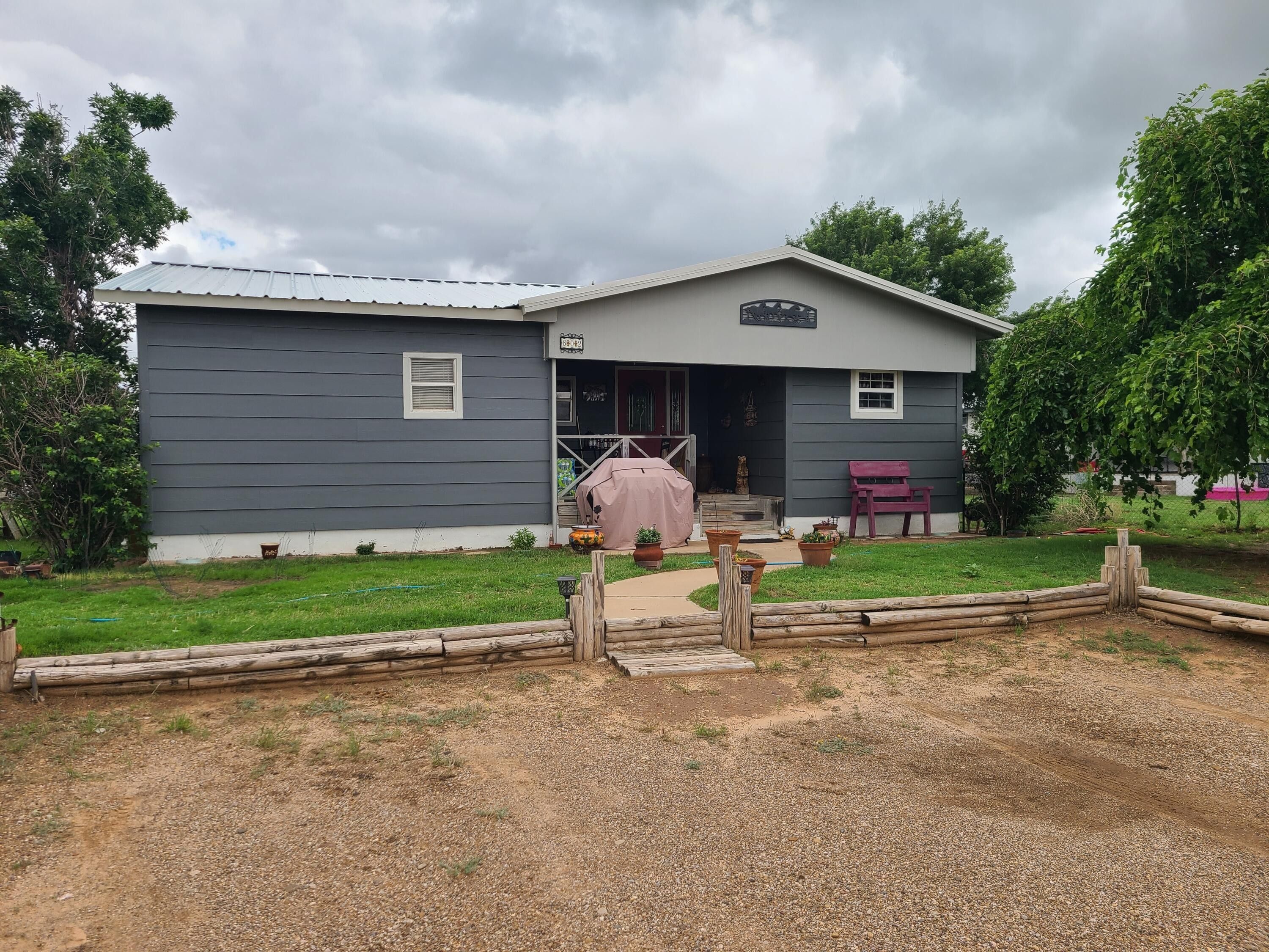 Logan, Quay County, NM Lakefront Property, Waterfront Property, House