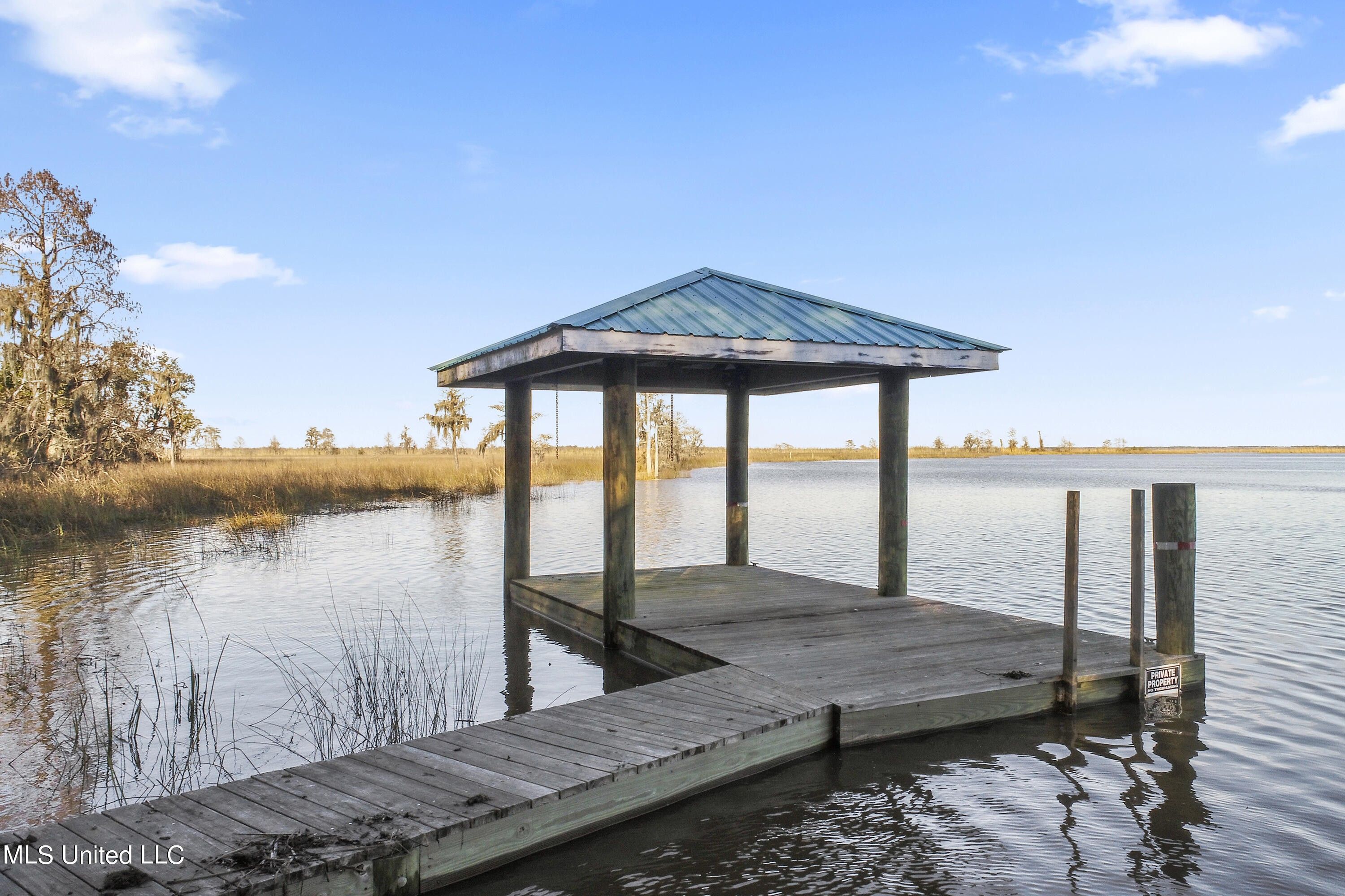 Gautier, Jackson County, MS Undeveloped Land, Lakefront Property