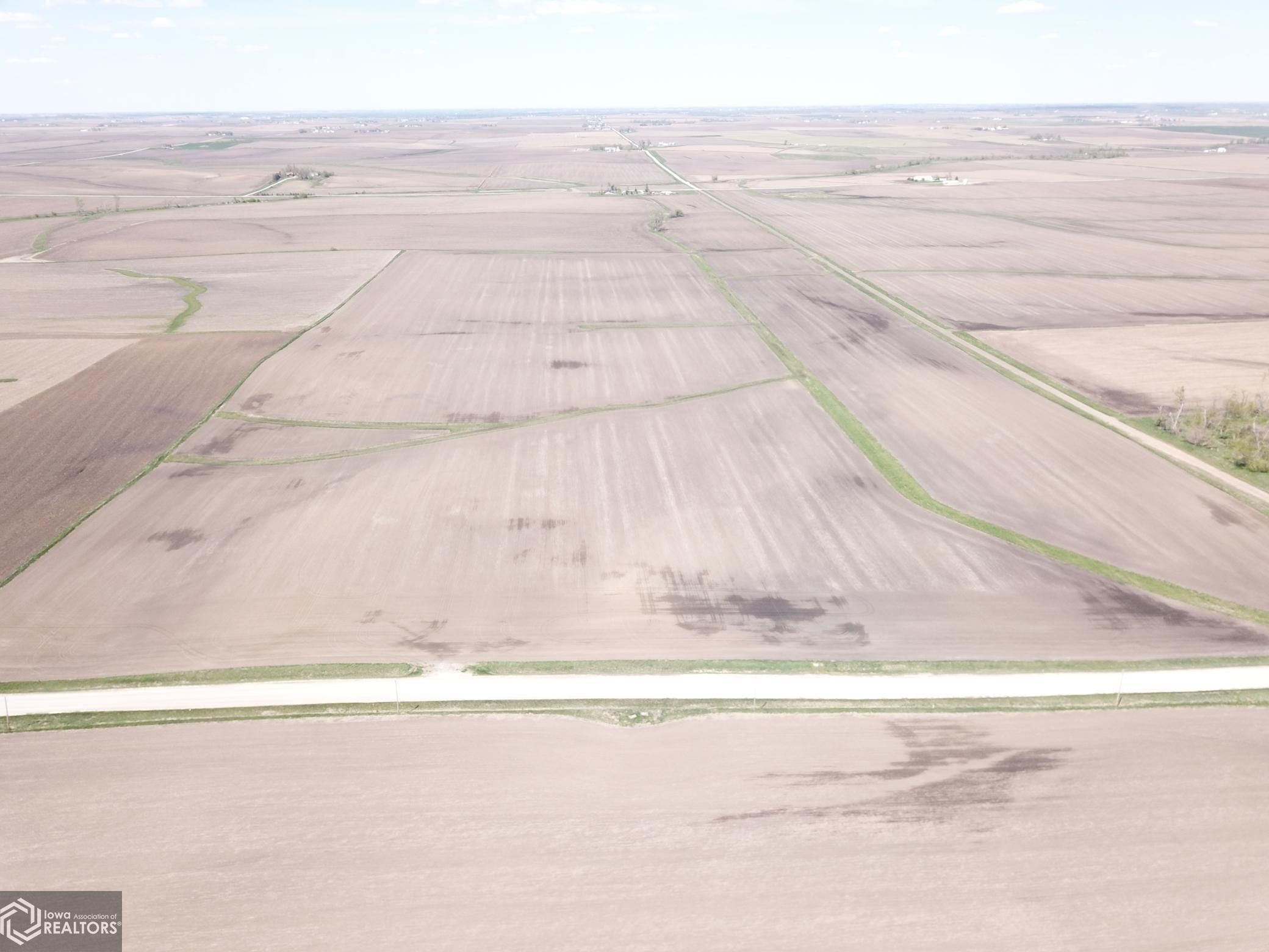 Newhall, Benton County, IA Farms and Ranches for sale Property ID