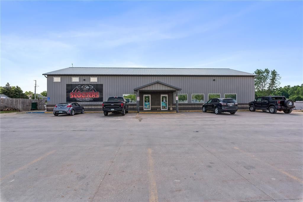 Anamosa, Jones County, IA Commercial Property, House for sale Property