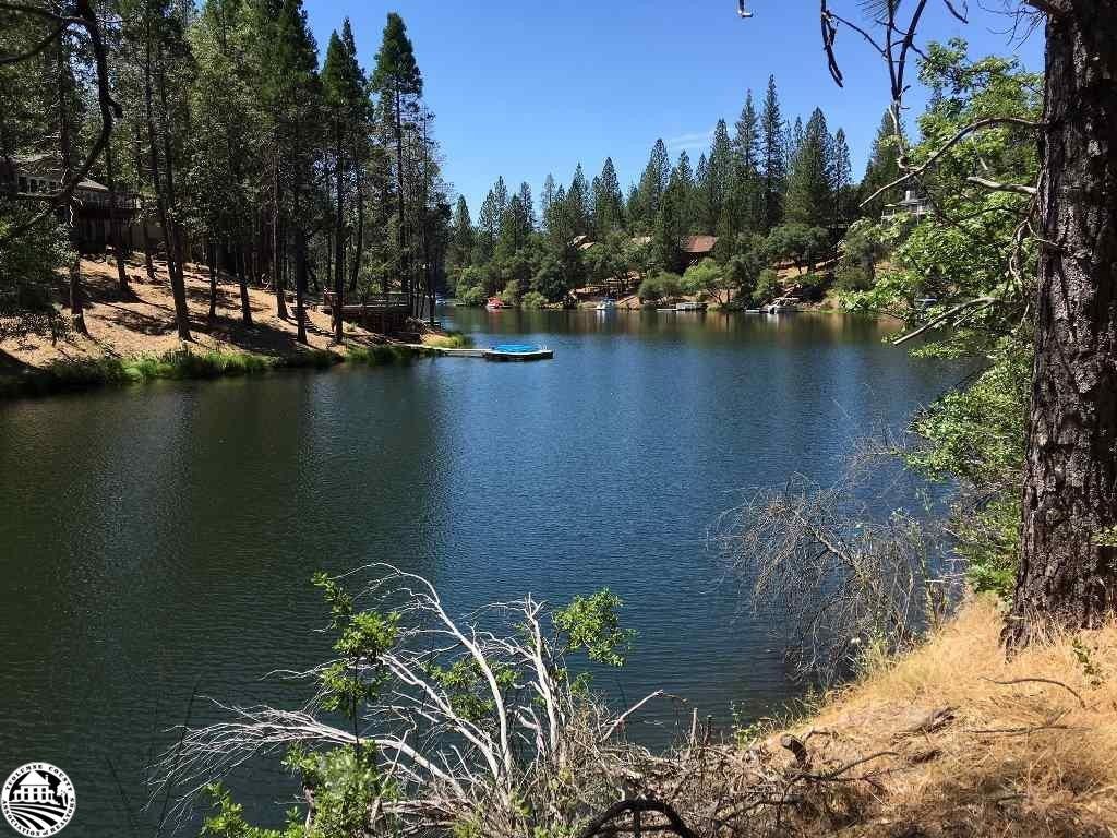 Groveland, Tuolumne County, CA Lakefront Property, Waterfront Property