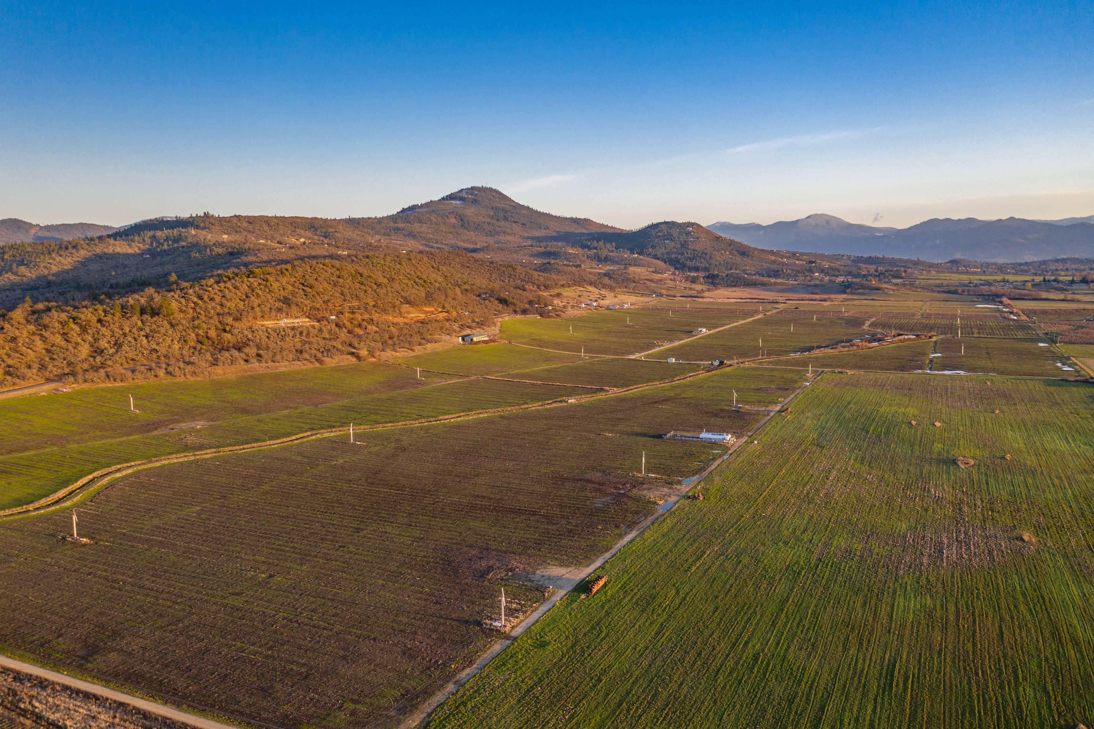 Medford, Jackson County, OR Farms and Ranches, Undeveloped Land, Horse