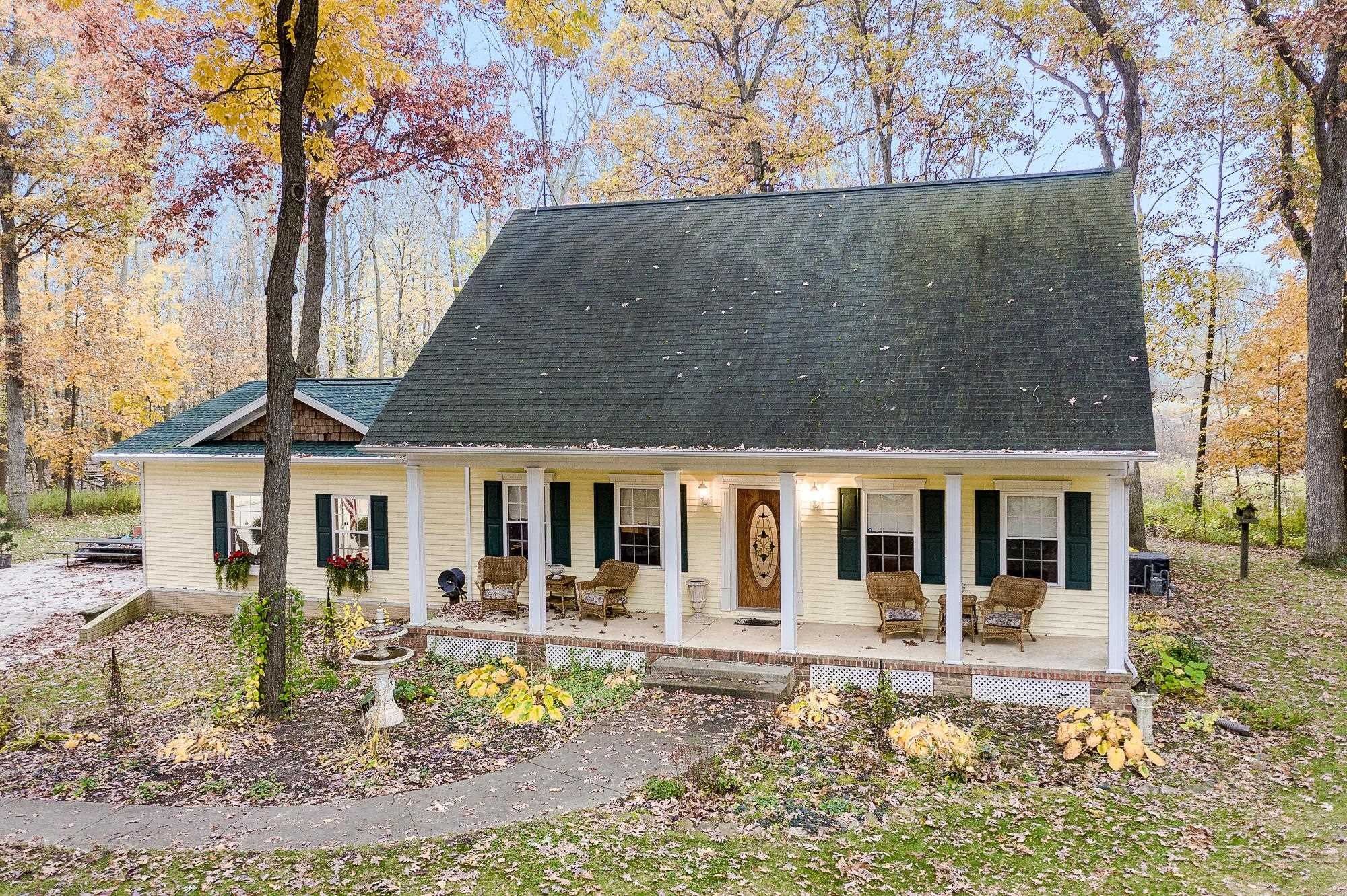 Lagrange, Lagrange County, IN Lakefront Property, Waterfront Property, House for sale Property