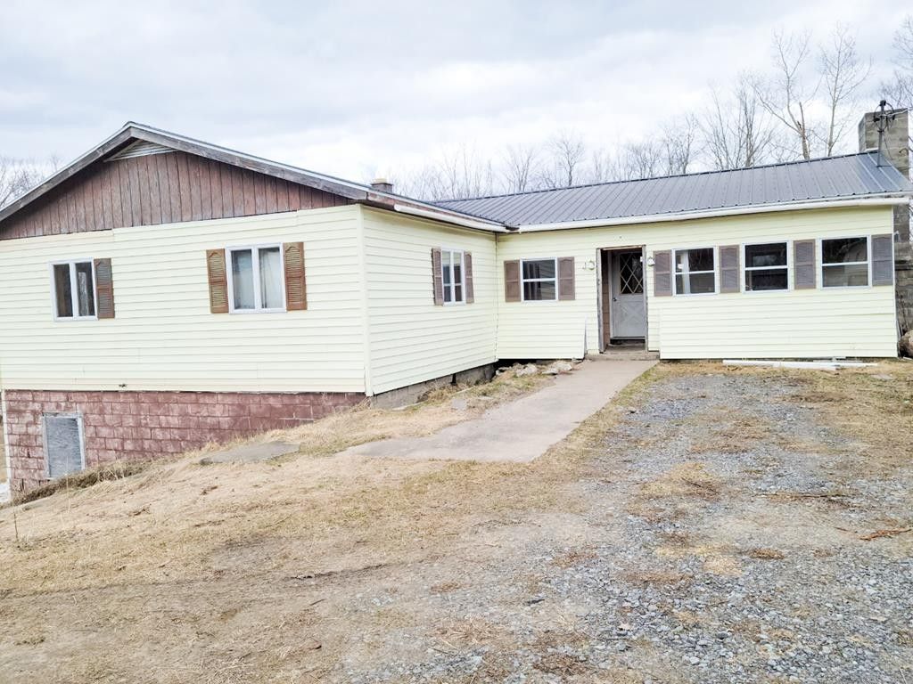 Saint Regis Falls, Franklin County, NY House for sale Property ID