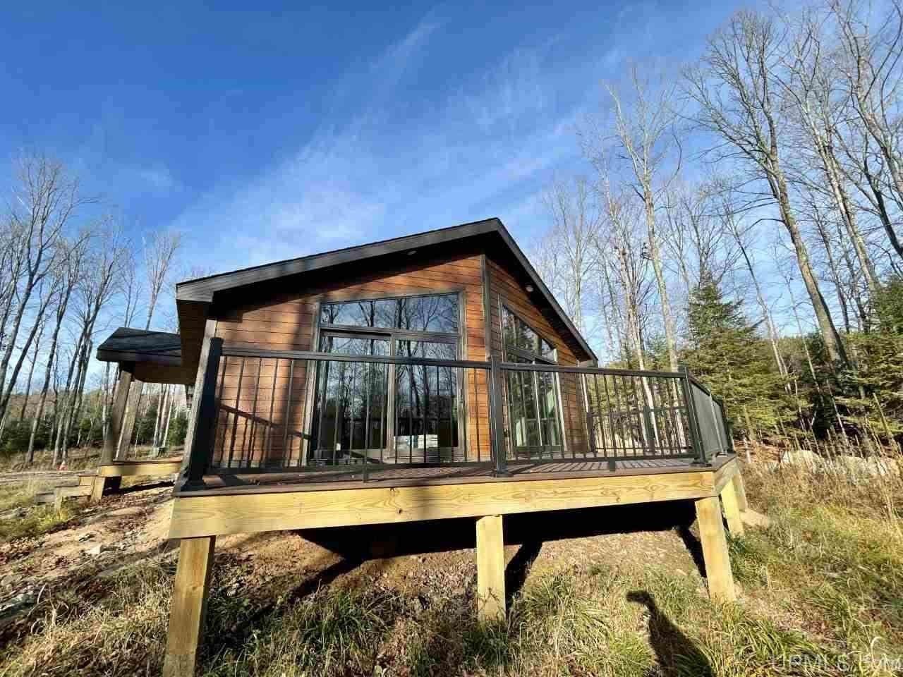 Iron River, Iron County, MI Lakefront Property, Waterfront Property