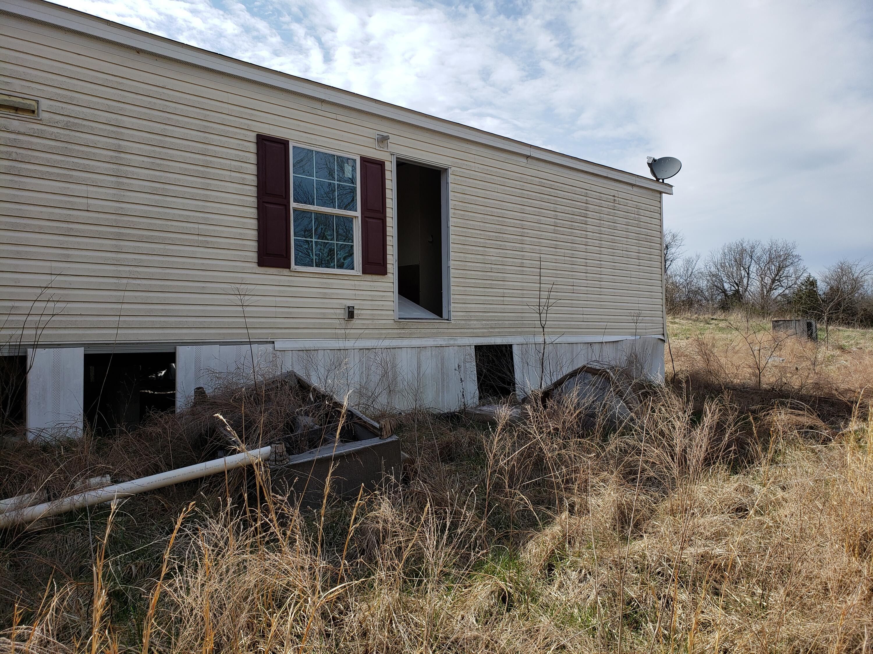 Halfway, Polk County, MO Lakefront Property, Waterfront Property, House