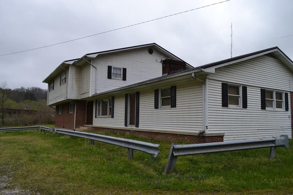 Salyersville, Magoffin County, KY House for sale Property ID 413311294