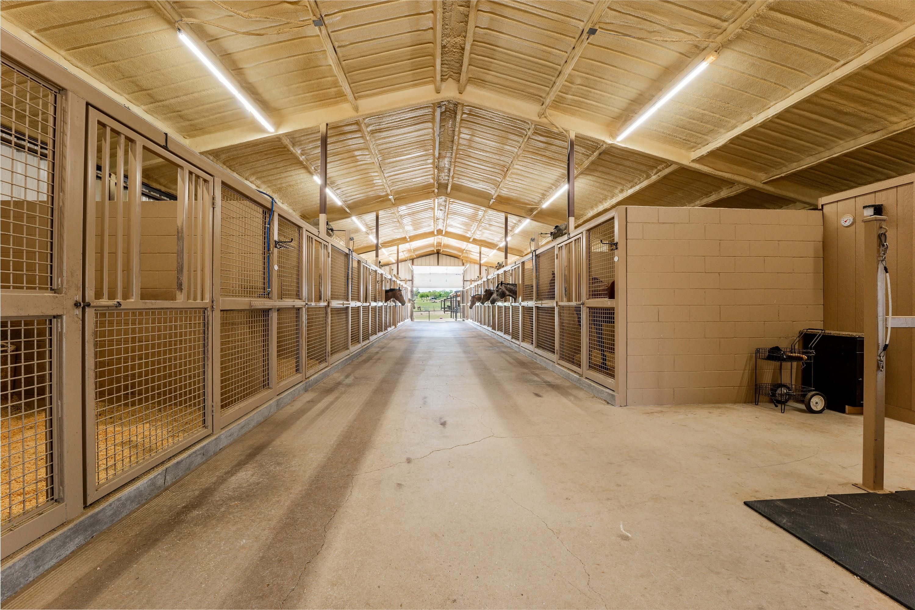 Azle, Parker County, TX Recreational Property, Horse Property, House