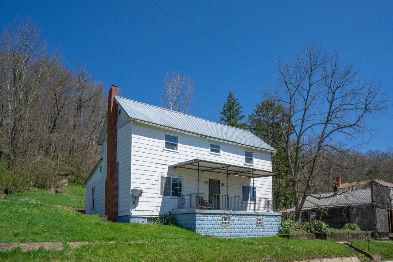 Flushing, Belmont County, OH Recreational Property, House for sale