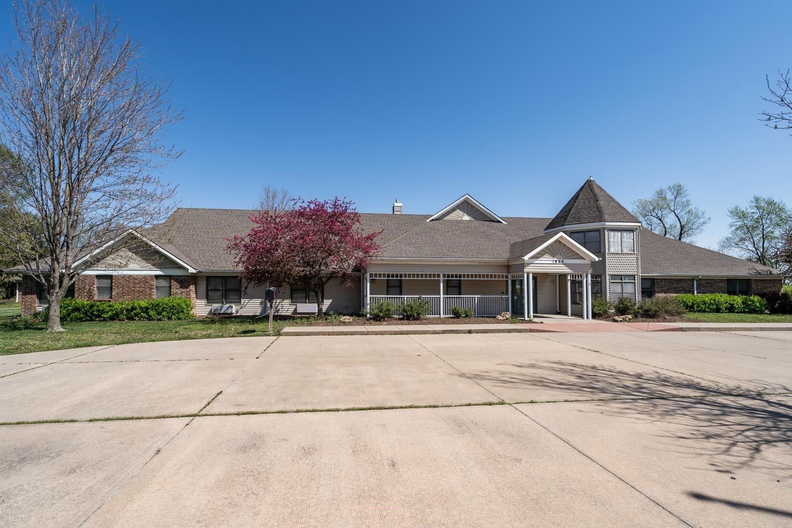 Eureka, Greenwood County, KS Commercial Property for sale Property ID