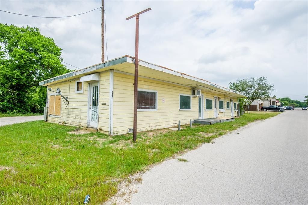 Red Oak, Ellis County, TX Commercial Property, House for sale Property ID 413462638 LandWatch