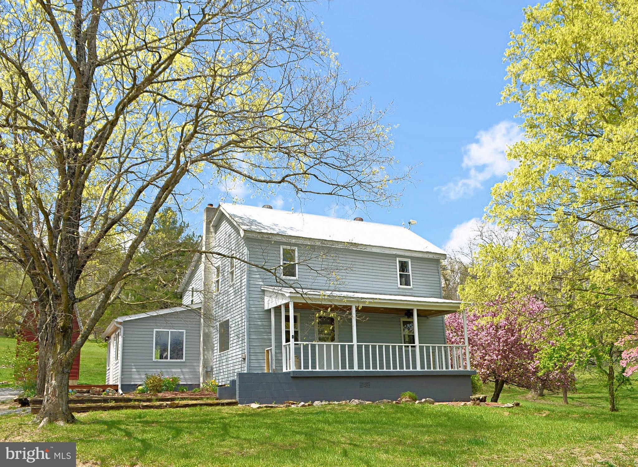 Berkeley Springs, County, WV Lakefront Property, Waterfront